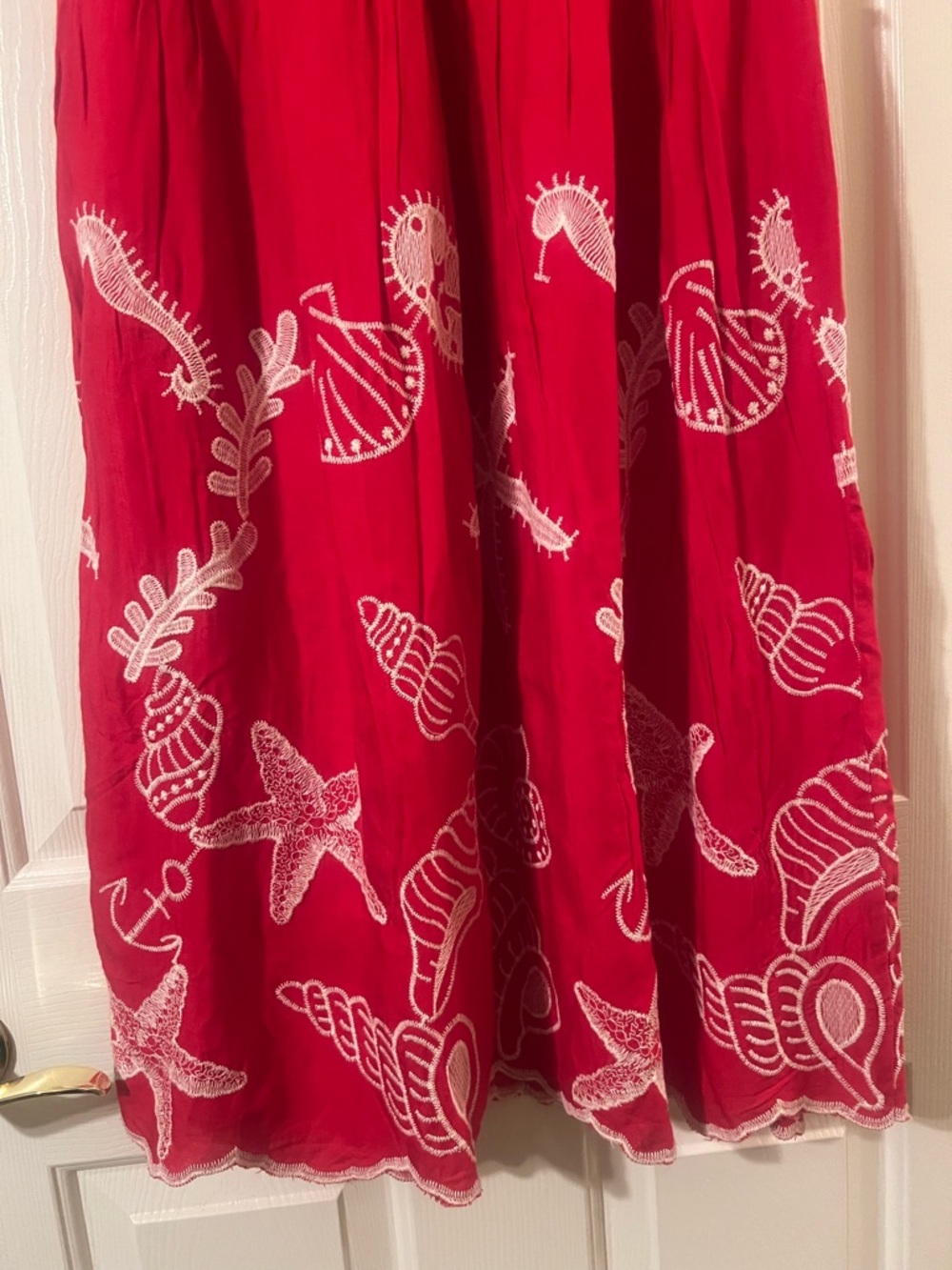 NWOT Women’s Red Maxi Skirt with White Embroidered Shells and Starfish Size S - Picture 3 of 13
